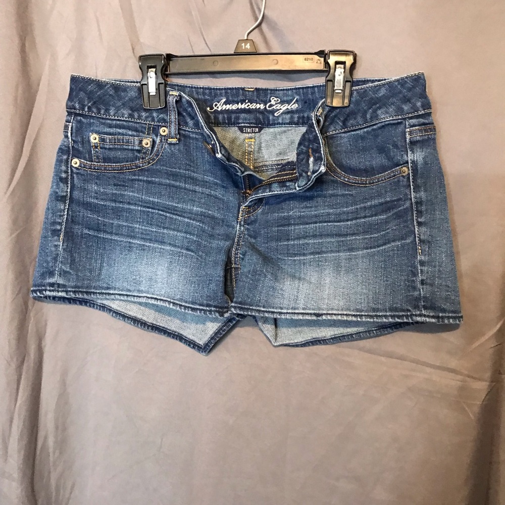 🔵American Eagle Dark Washed Blue Jean Shorts🔵